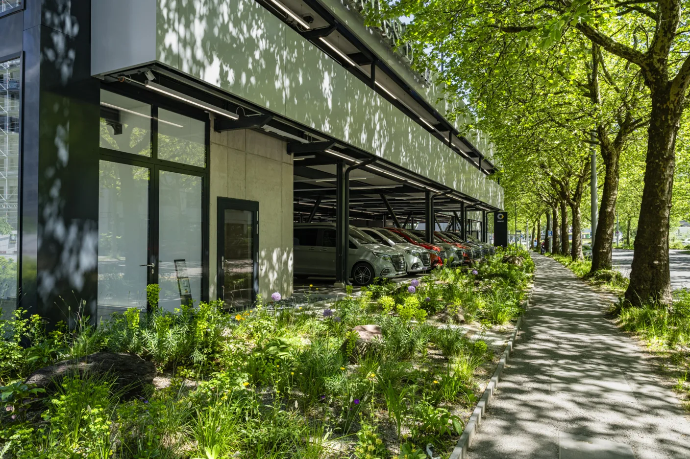 11568 Hagenholzstrasse 20260509 6460